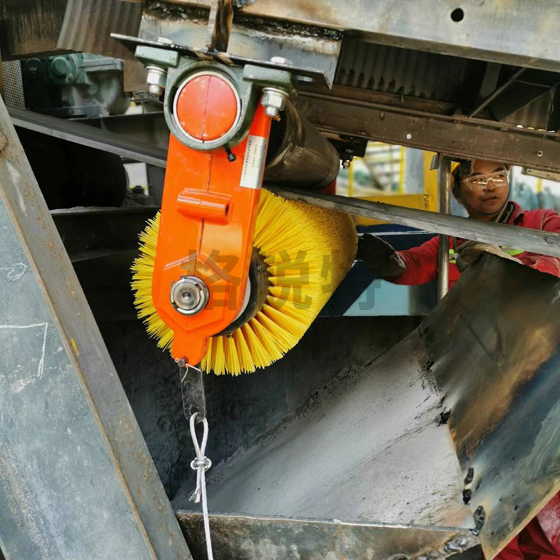 無動(dòng)力滾刷清掃器 無動(dòng)力滾刷清掃器